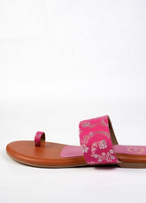 Gulabo Grace - Pink flat kolhapuri