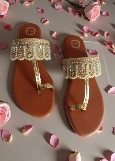 Anaya Pearl Glow - Gold Flat Kolhapuri