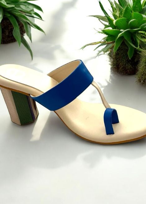 Stripe it with Cream- Color blocked Heel Kolhapuri