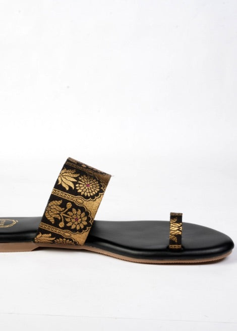 Midnight Maharani - Black Flat kolhapuri