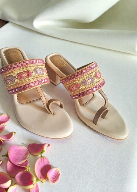 Gulnaar - Cream Block heel kolhapuri