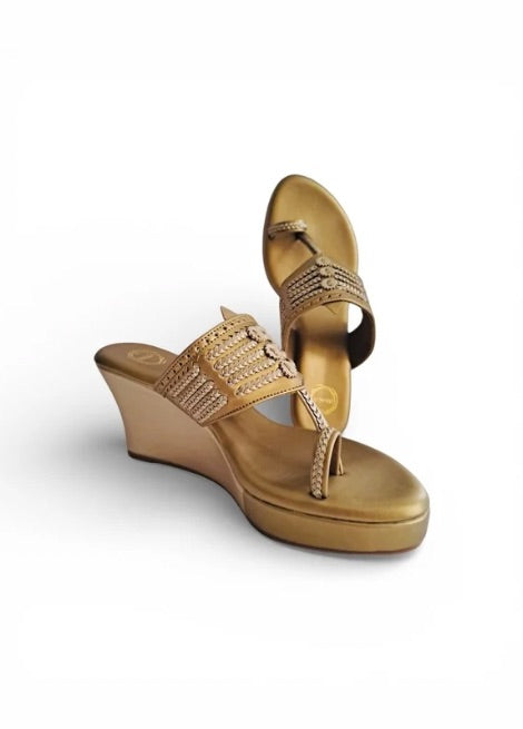 Royale Bronze Wedge Kolhapuri
